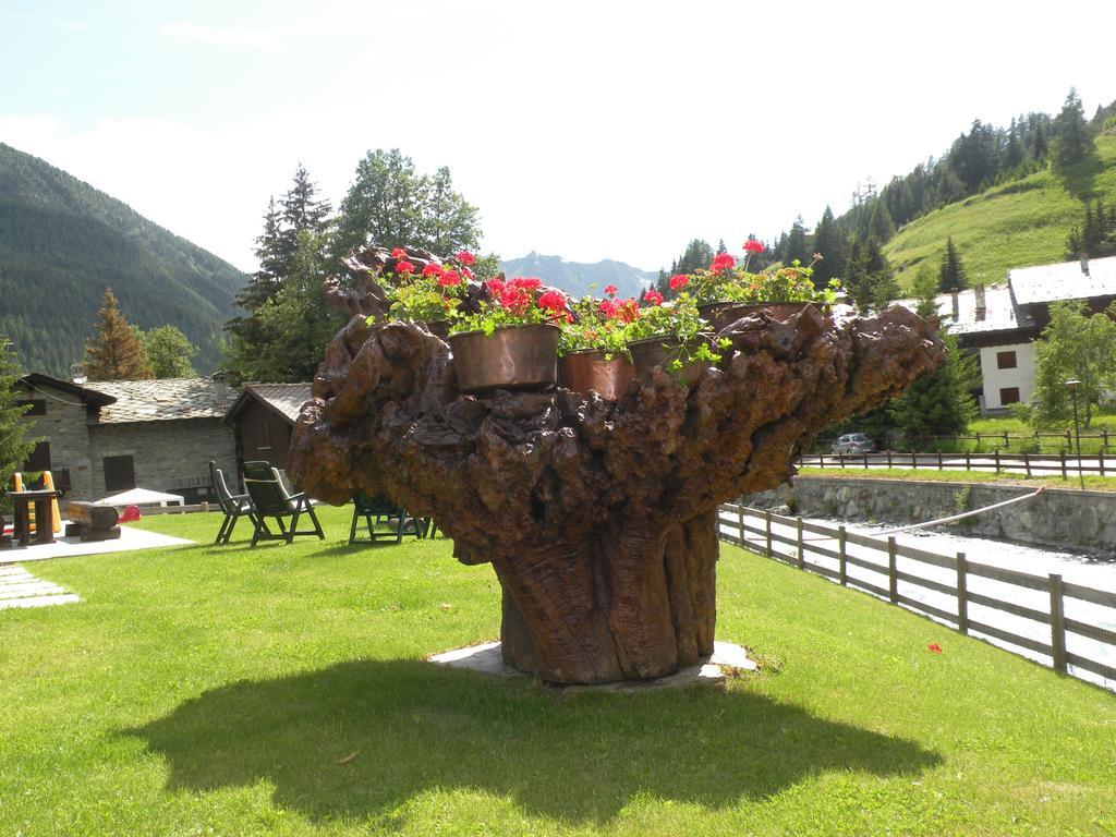 Hotel Bellevue Champoluc Eksteriør billede