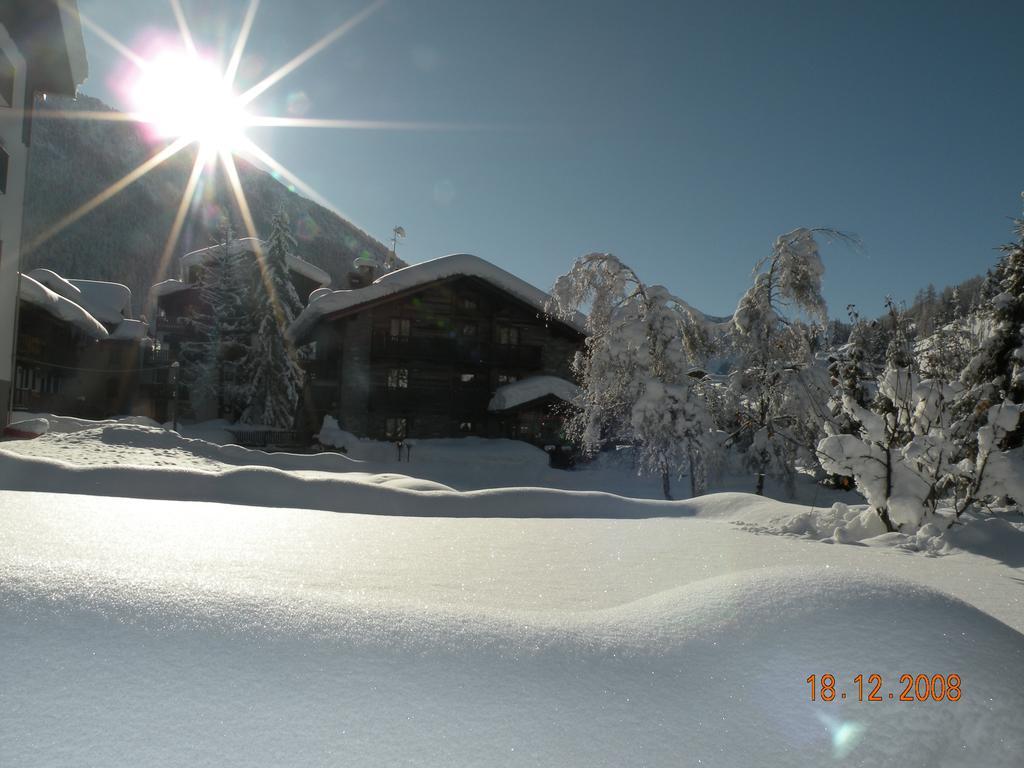 Hotel Bellevue Champoluc Eksteriør billede